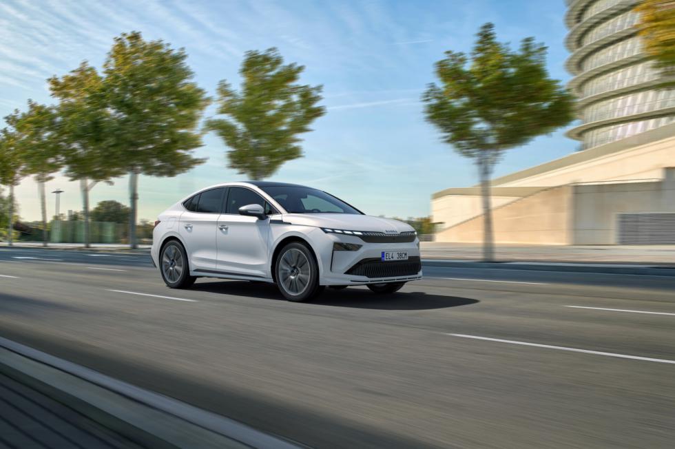 Το ανανεωμένο Skoda Enyaq ήρθε με νέα εμφάνιση και έξτρα τεχνολογίες 